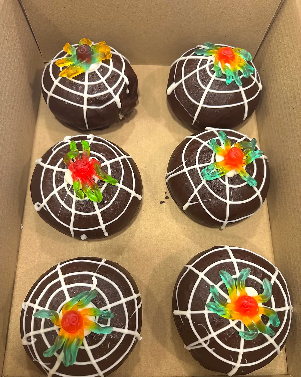 Caja de bombas araña